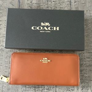 Coach leather Accordion Zip Wallet. New in box!